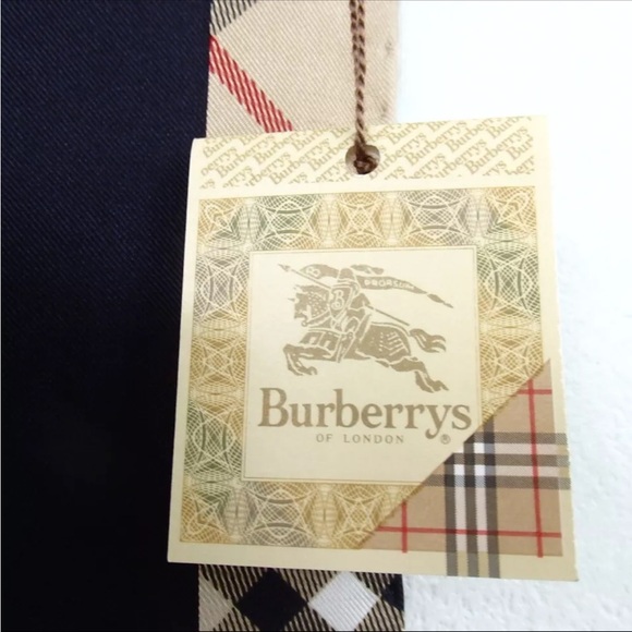 NWT Authentic BURBERRYS Nova Check scarf silk - Picture 8 of 10